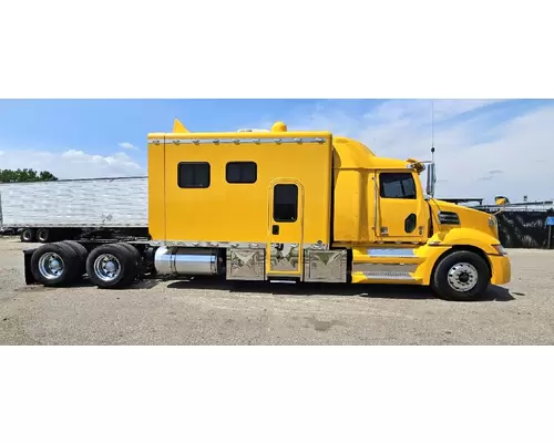 WESTERN STAR TRUCKS 5700 XE Used Trucks