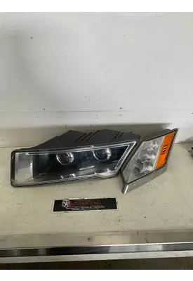 WESTERN STAR TRUCKS 5700XE Headlamp Assembly