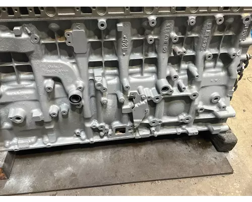 WESTERN STAR TRUCKS 5700 Cylinder Block