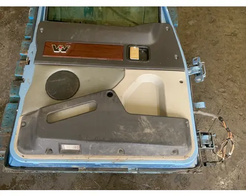 WESTERN STAR TRUCKS 5700 Door Assembly, Front