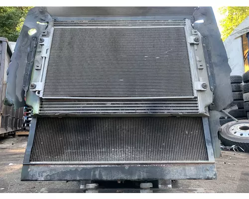 WESTERN STAR TRUCKS 5700 Radiator