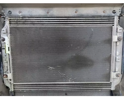 WESTERN STAR TRUCKS 5700 Radiator