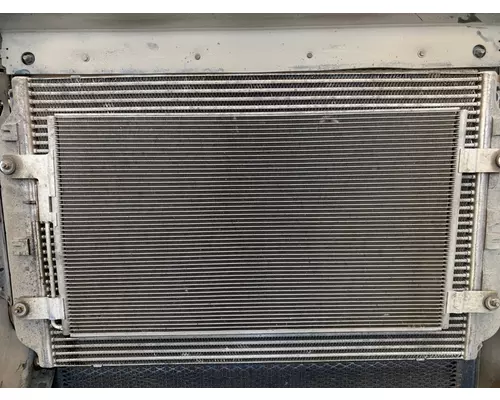 WESTERN STAR TRUCKS 5700 Radiator