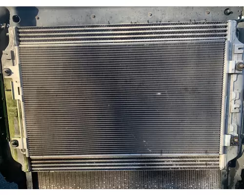 WESTERN STAR TRUCKS 5700 Radiator