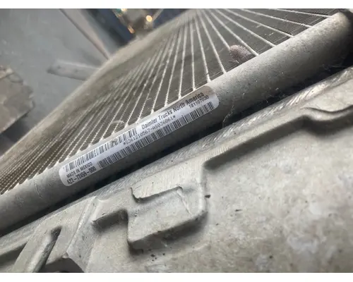 WESTERN STAR TRUCKS 5700 Radiator