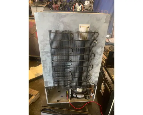 WESTERN STAR TRUCKS 5700 Refer Unit