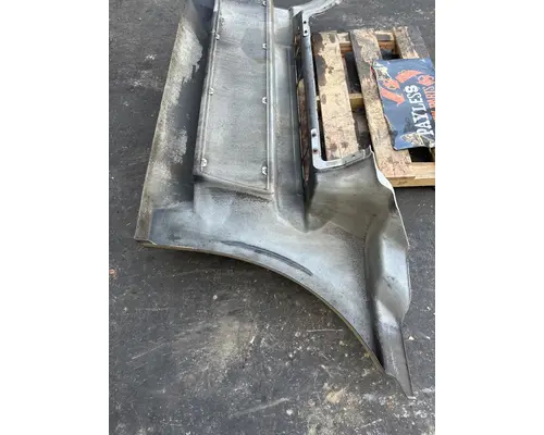 WESTERN STAR TRUCKS 5700 Side Fairing