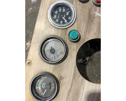 WESTERN STAR TR 3800 Instrument Cluster