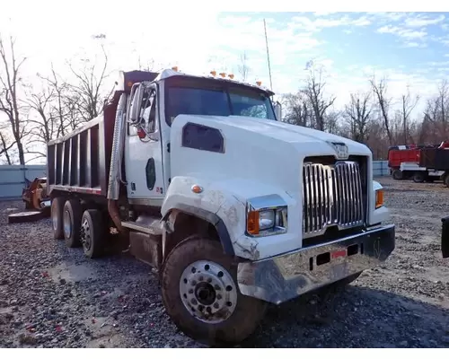 WESTERN STAR TR 4700SF Complete Vehicle