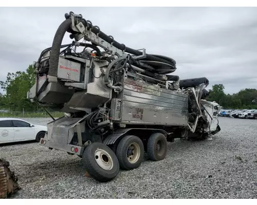 WESTERN STAR TR 4700SF Complete Vehicle