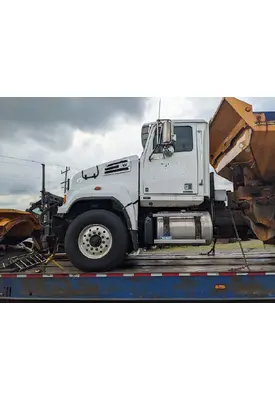 WESTERN STAR TR 4700 Complete Vehicle