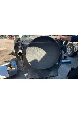 WESTERN STAR TR 4700 Radiator