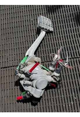 WESTERN STAR TR 4800 Brake/Clutch Pedal Box