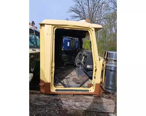 WESTERN STAR TR 4900 FA Cab or Cab Mount