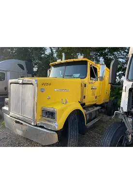 WESTERN STAR TR 4900 FA Complete Vehicle