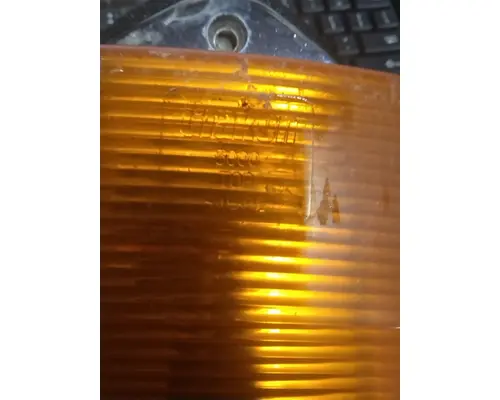 WESTERN STAR TR 4900 FA Marker Light Amber