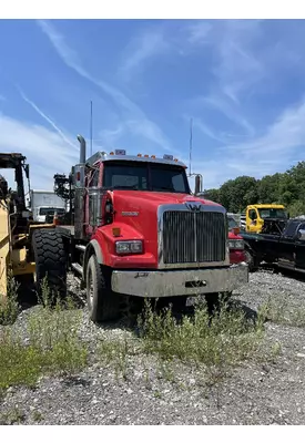 WESTERN STAR TR 4900-SA Complete Vehicle