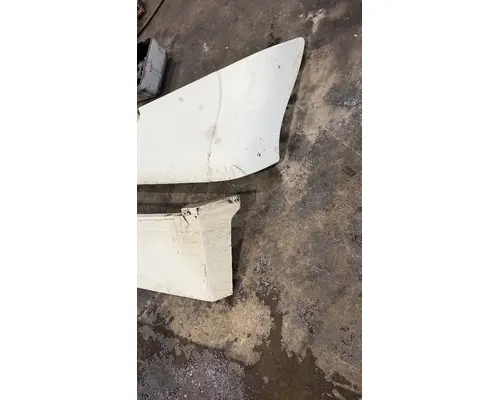 WESTERN STAR TR 4900E Fairing SleeperCab Extension