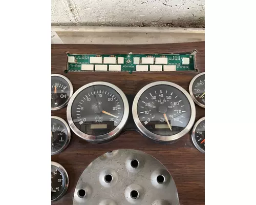 WESTERN STAR TR 4900E Speedometer Head Cluster