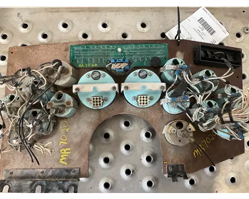WESTERN STAR TR 4900E Speedometer Head Cluster