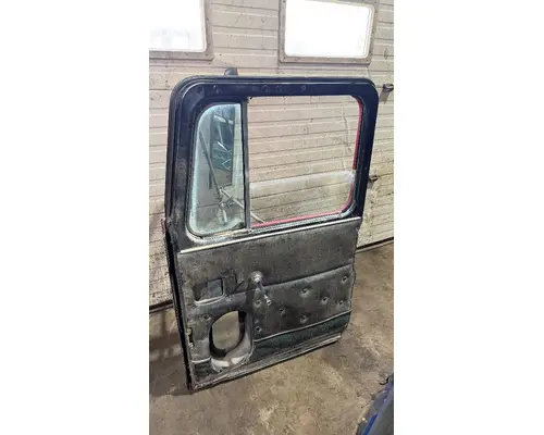 WESTERN STAR TR 4900 Door Assembly, Front