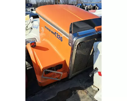 WESTERN STAR TR 4900 Hood