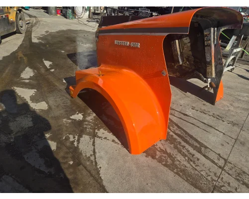 WESTERN STAR TR 4900 Hood