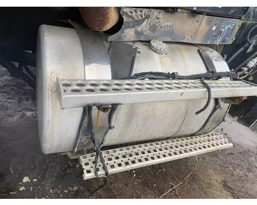 WESTERN STAR TR 4964 SX Fuel Tank