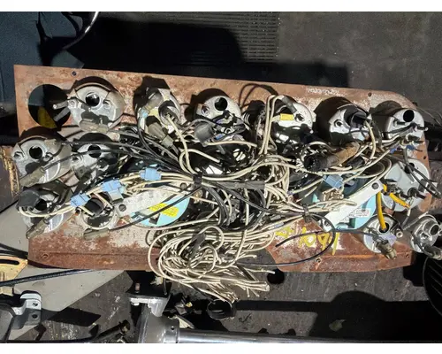 WESTERN STAR TR 4964 SX Instrument Cluster