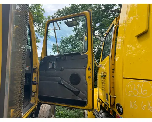 WESTERN STAR TR A18-45896-020 Door Assembly, Front