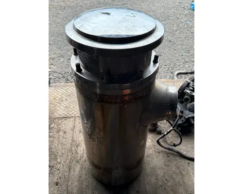 WESTERN STAR TR  Air Cleaner