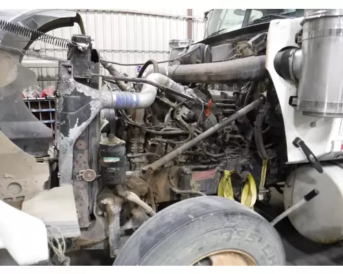 WESTERN STAR 4700 / 4900 Air Intake Pipe