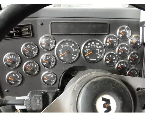 WESTERN STAR 4700 / 4900 Instrument Cluster