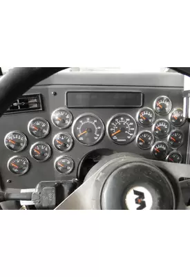 WESTERN STAR 4700 / 4900 Instrument Cluster