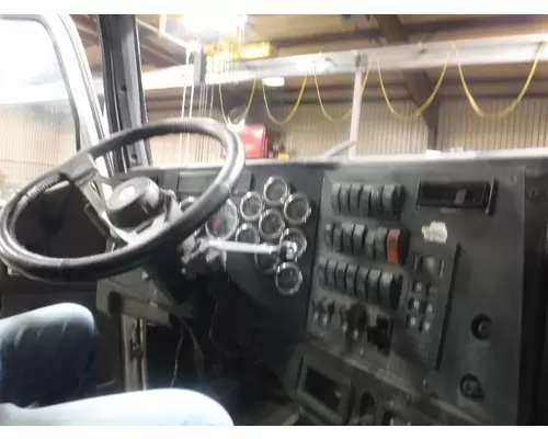 WESTERN STAR 4700 / 4900 Steering Column