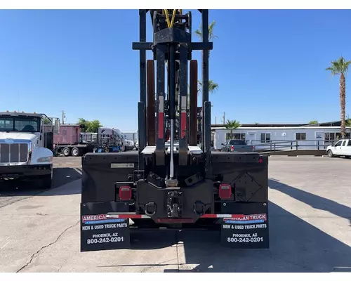 WESTERN STAR 4700 SB Vehicle For Sale