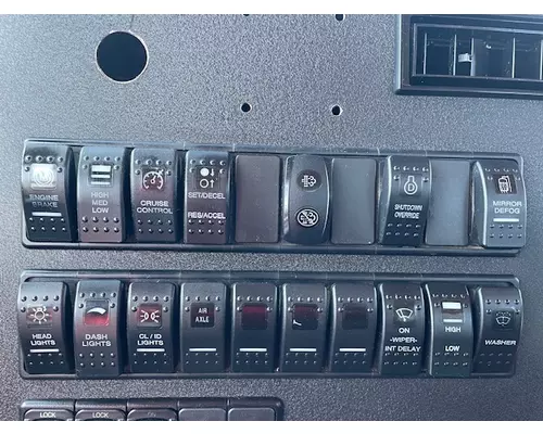 WESTERN STAR 4700 SB Vehicle For Sale