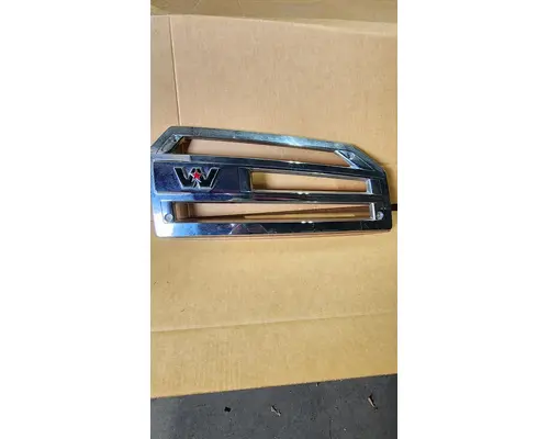 WESTERN STAR 4700SB Dash  Console Switch