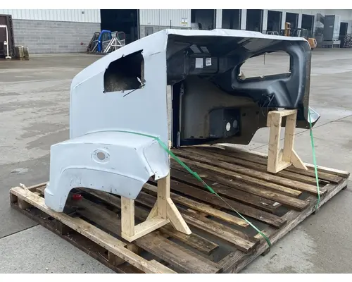 WESTERN STAR 4700SB Hood