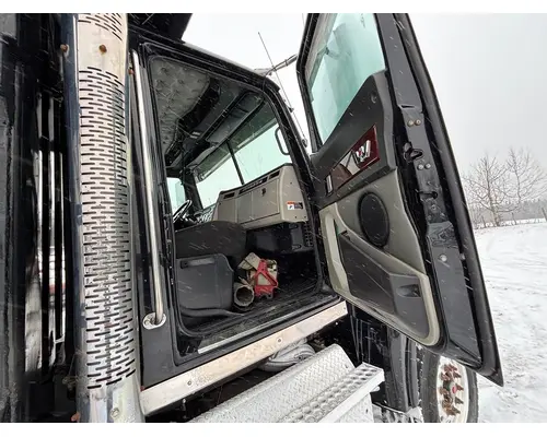 WESTERN STAR 4700SF Cab