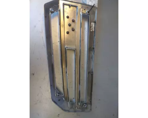 WESTERN STAR 4700 AIR INTAKE LOUVERCOVER