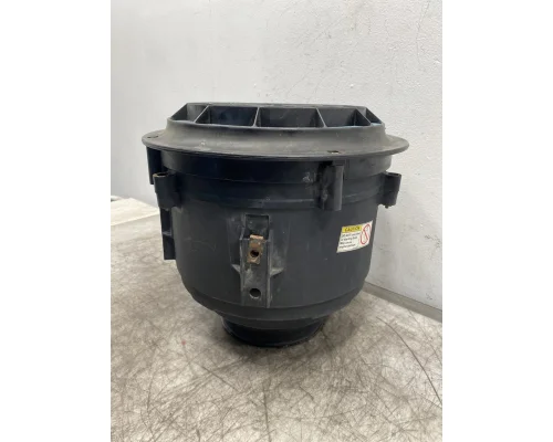 WESTERN STAR 4700 Air Cleaner