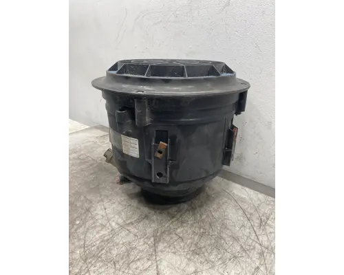 WESTERN STAR 4700 Air Cleaner
