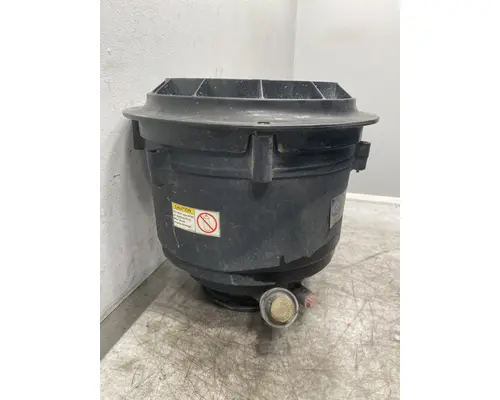 WESTERN STAR 4700 Air Cleaner