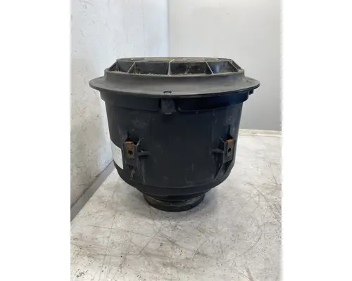 WESTERN STAR 4700 Air Cleaner
