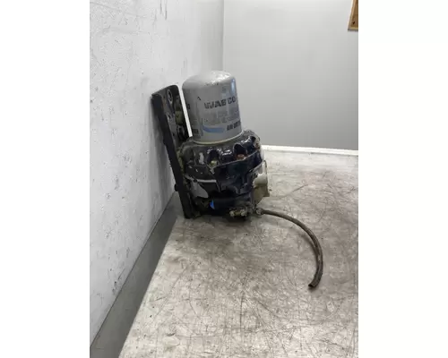 WESTERN STAR 4700 Air Dryer
