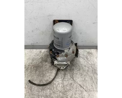WESTERN STAR 4700 Air Dryer