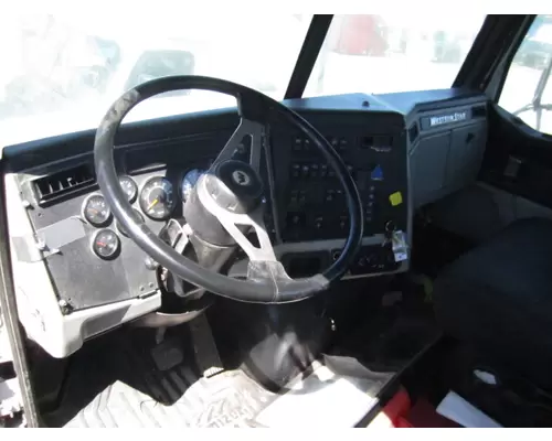 WESTERN STAR 4700 CAB