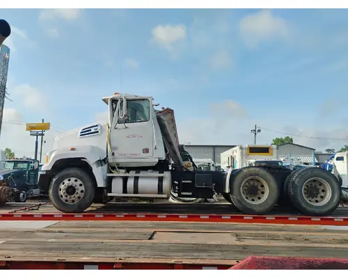 WESTERN STAR 4700 Cab