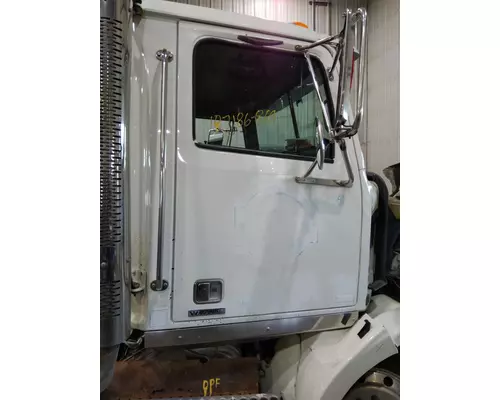 WESTERN STAR 4700 DOOR ASSEMBLY, FRONT